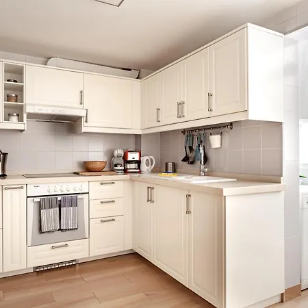 Modern Spacious 3 Bedroom Near The El Médano