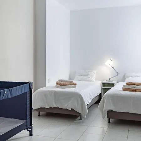 Modern Spacious 3 Bedroom Near The Apartment El Médano