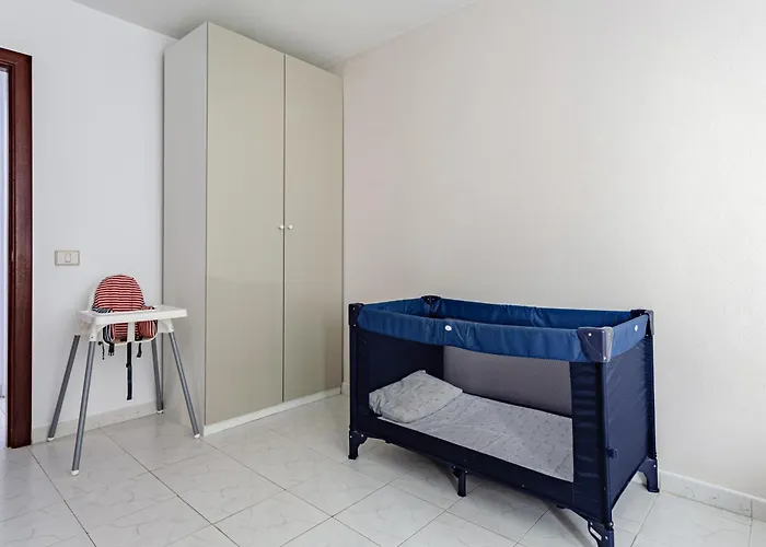 Apartmán Modern Spacious 3 Bedroom Near The