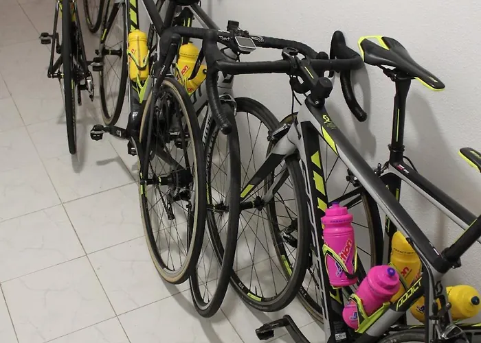 דירה Modern Spacious 3 Bedroom Near The