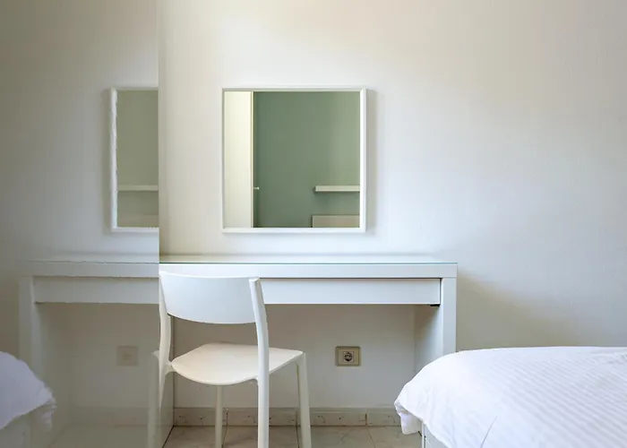 דירה Modern Spacious 3 Bedroom Near The