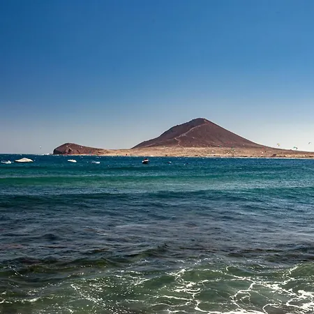 Modern Spacious 3 Bedroom Near The Apartman *